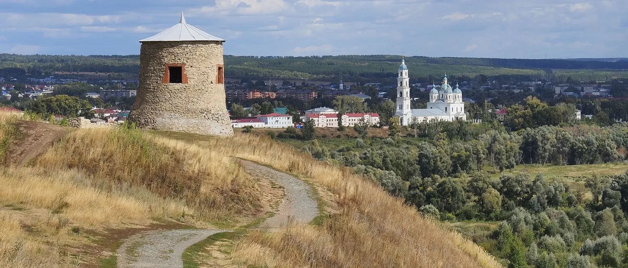 Елабужское городище с каменной башней